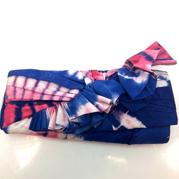 Christian Louboutin Handbags - 🌷❤️‍🔥SPRING SALE 🔥 FINAL PRICE🌷💥Christian Louboutin Boubou Bazin Clutch